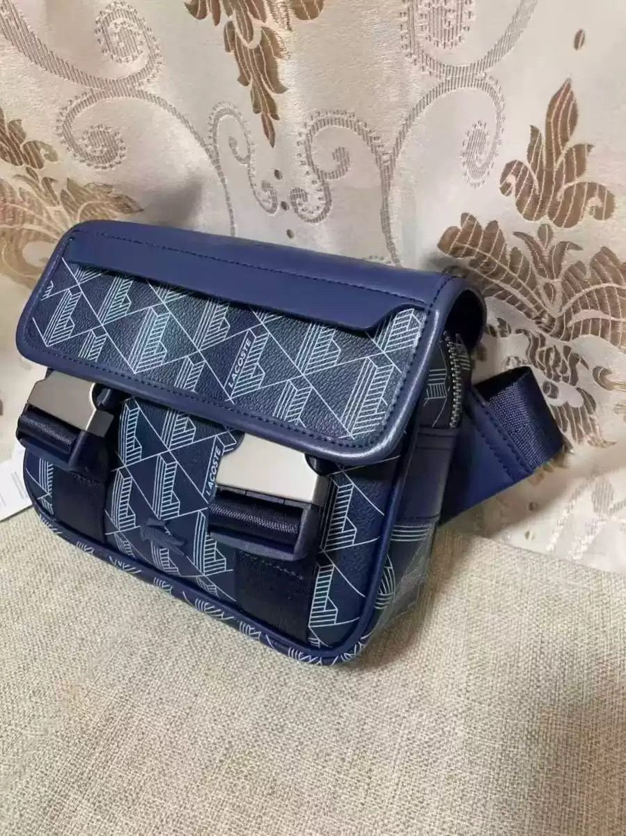 SACOCHE LACOSTE